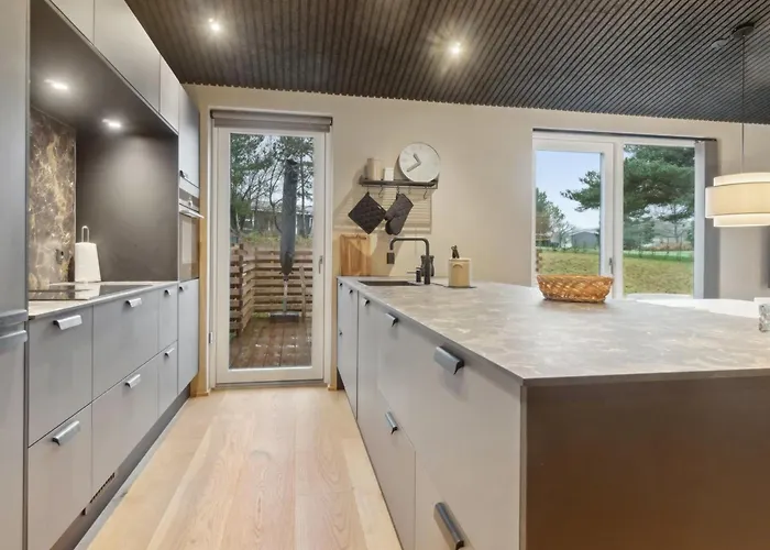 Willi - 600m From The Sea By Interhome